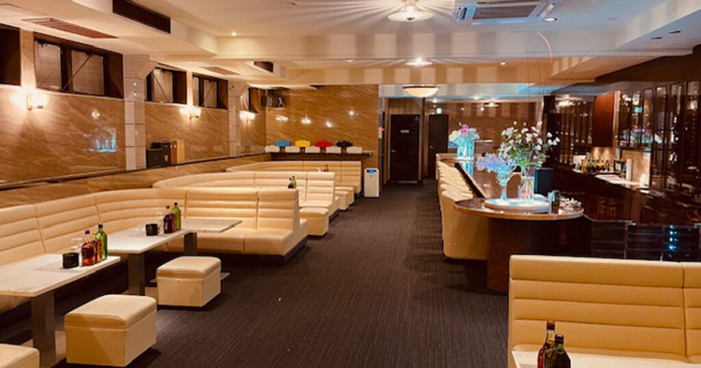 鶴岡クラブリアン店内
